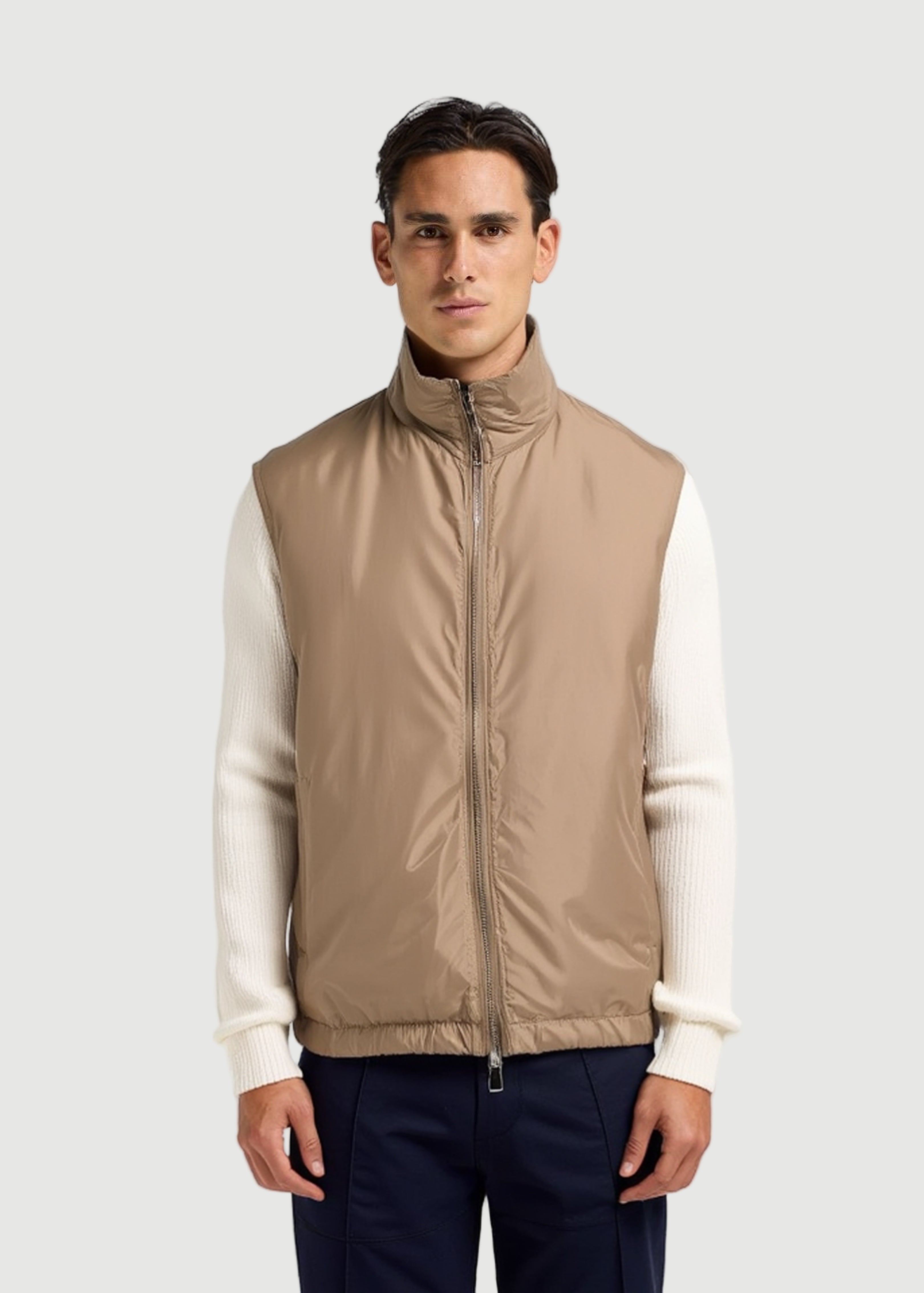 The Novaro Gillet - Taupe
